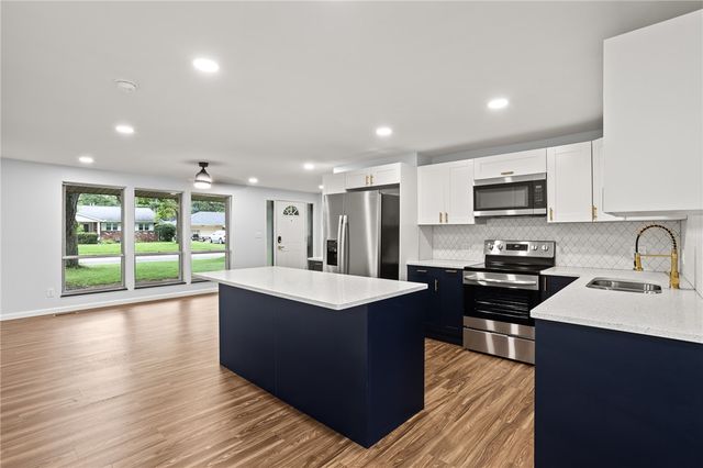 618 Burgess Avenue, Dayton, OH 45415