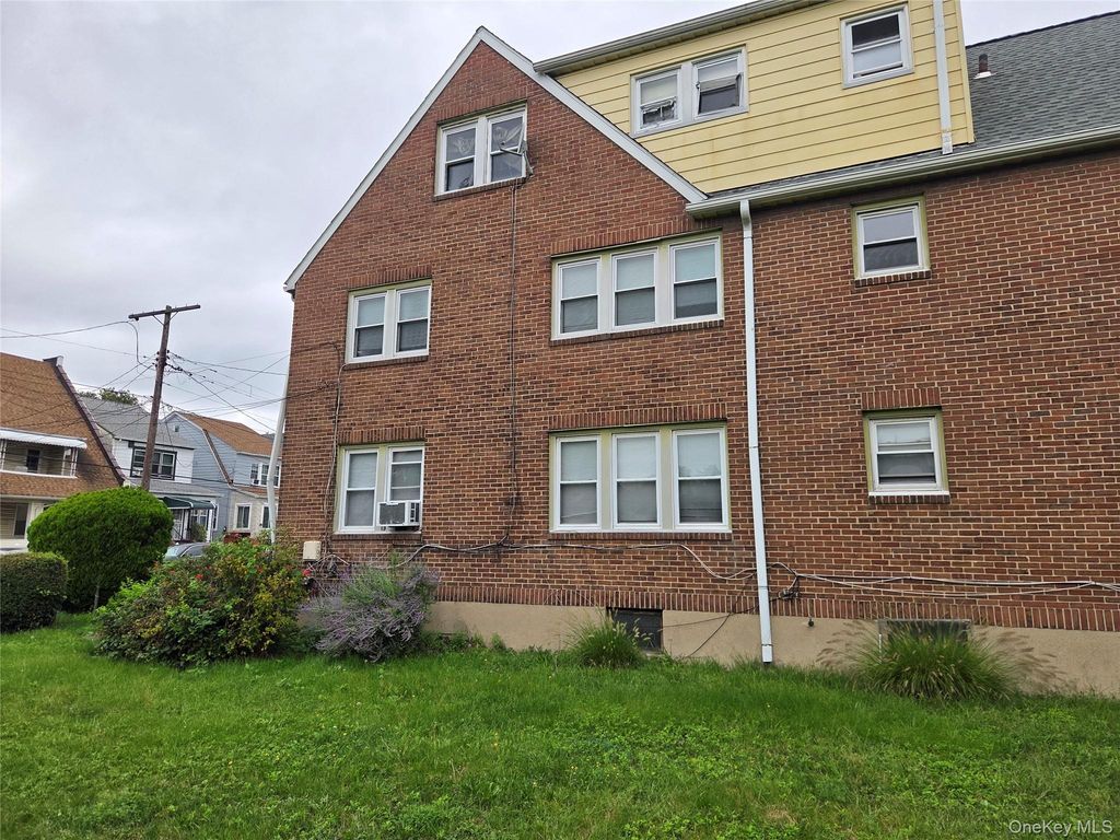 341 S 9th Avenue, Mount Vernon, NY 10550 — photo 3