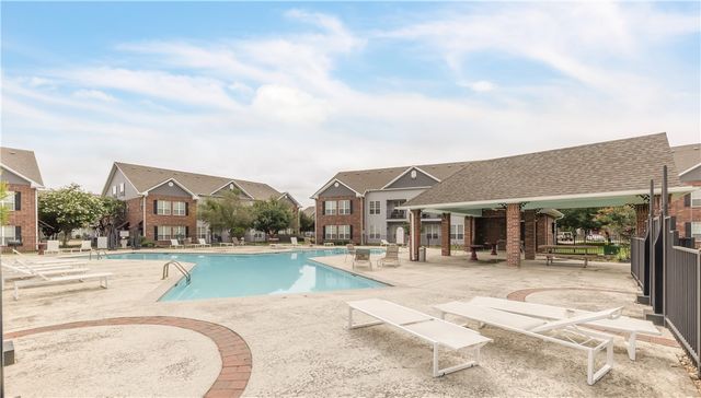 801 Luther Street W 107, College Station, TX 77840