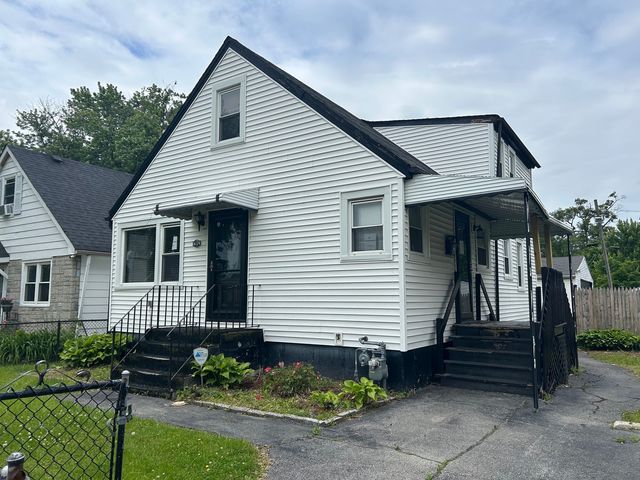 16124 Woodbridge Avenue, Harvey, IL 60426