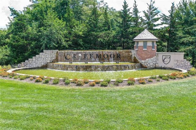 600 Mayfair Court, Raymore, MO 64083