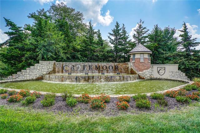 600 Mayfair Court, Raymore, MO 64083