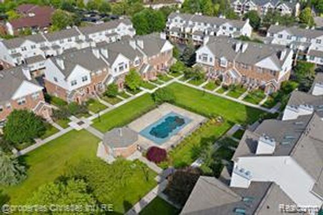 1830 Campau Farms Circle 123, Detroit, MI 48207