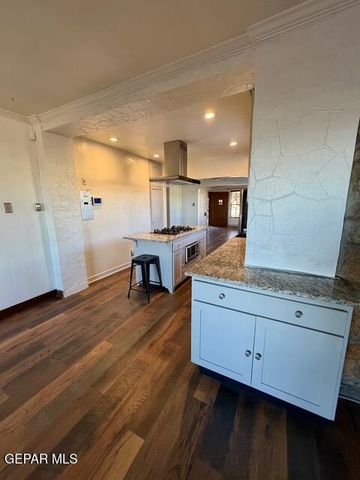 4018 SACRAMENTO Avenue, El Paso, TX 79930