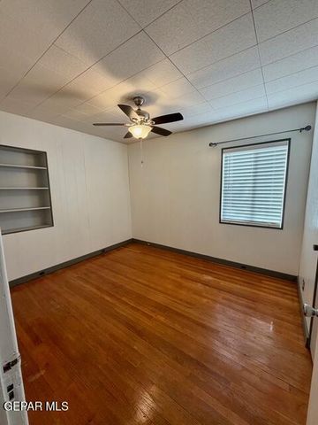 4018 SACRAMENTO Avenue, El Paso, TX 79930