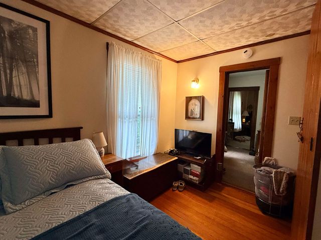 50 Oak Grove Avenue, Brattleboro, VT 05301