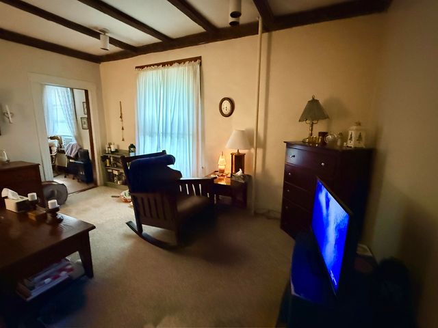 50 Oak Grove Avenue, Brattleboro, VT 05301