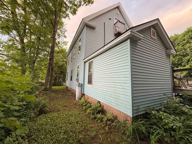 50 Oak Grove Avenue, Brattleboro, VT 05301