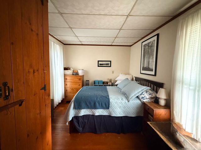 50 Oak Grove Avenue, Brattleboro, VT 05301