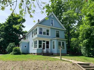 50 Oak Grove Avenue, Brattleboro, VT 05301