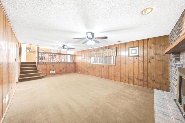 1200 Jacqueline Drive, Crete, IL 60417