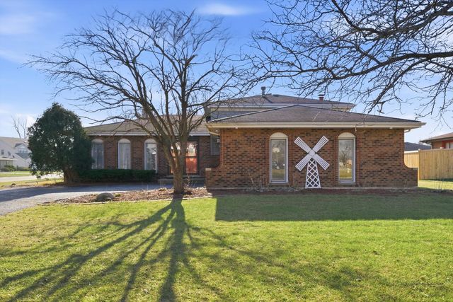 1200 Jacqueline Drive, Crete, IL 60417