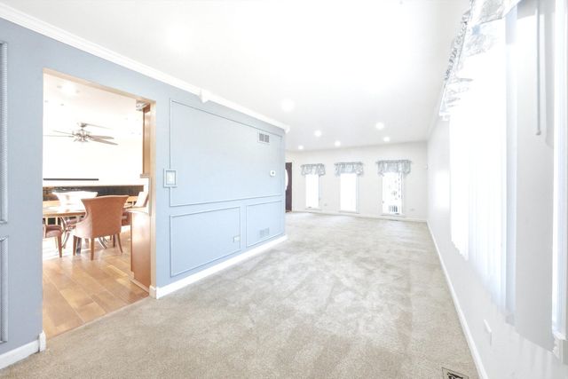 1200 Jacqueline Drive, Crete, IL 60417