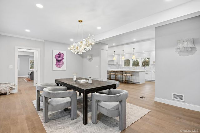 2 Wynmor Road, Scarsdale, NY 10583