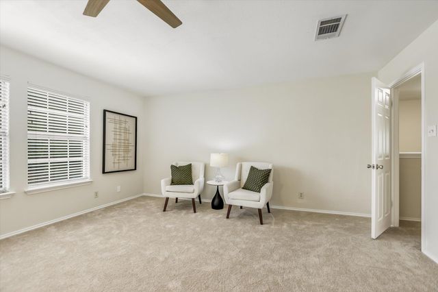 903 Creekmont DR, Round Rock, TX 78681