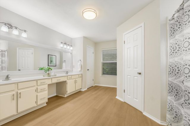 903 Creekmont DR, Round Rock, TX 78681