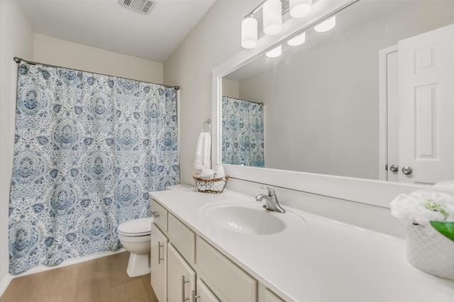 903 Creekmont DR, Round Rock, TX 78681