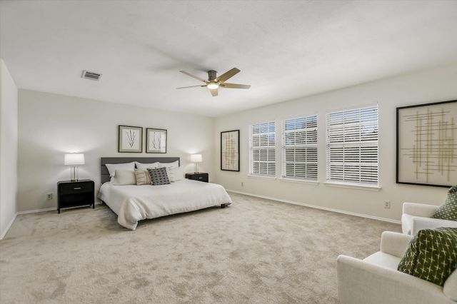903 Creekmont DR, Round Rock, TX 78681
