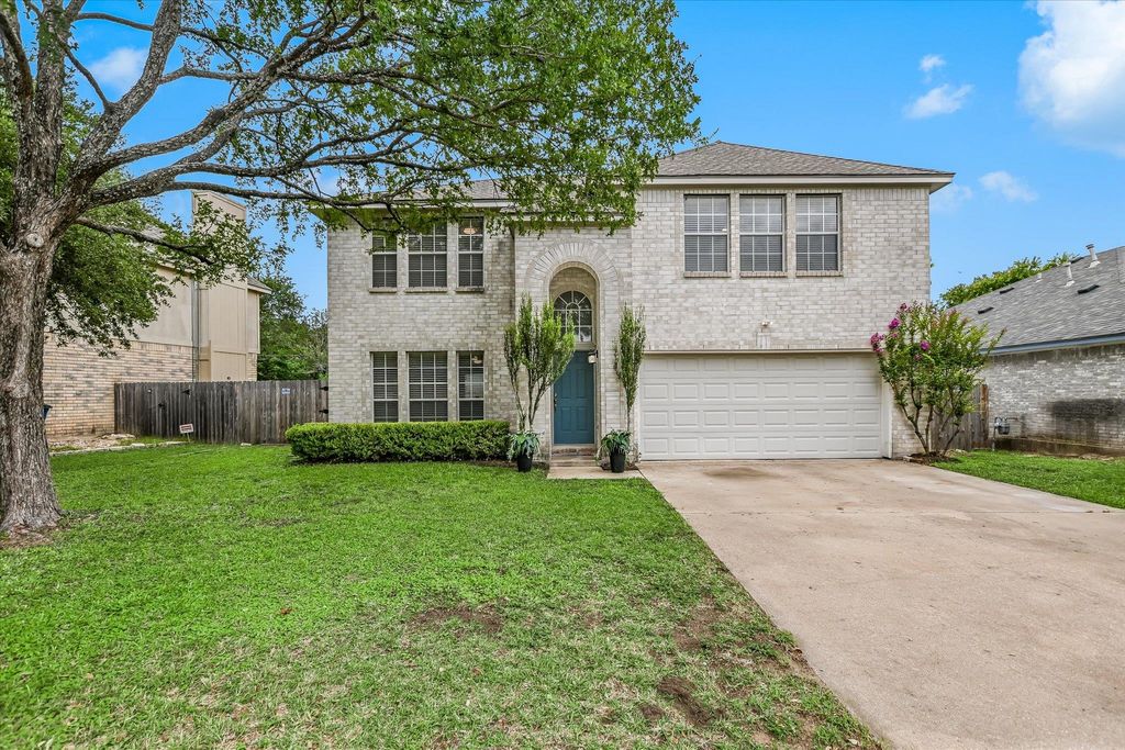 903 Creekmont DR, Round Rock, TX 78681