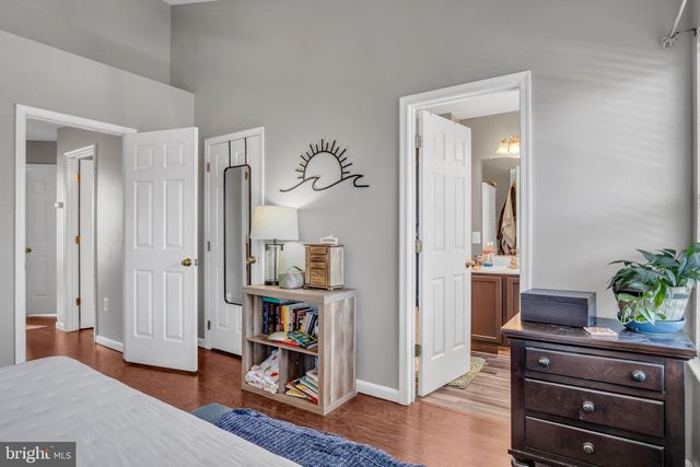 250 COUNTRY RIDGE DR, Red Lion, PA 17356