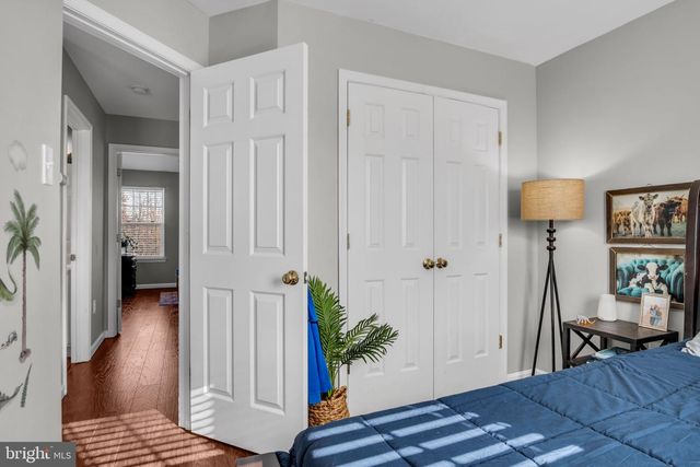 250 COUNTRY RIDGE DR, Red Lion, PA 17356