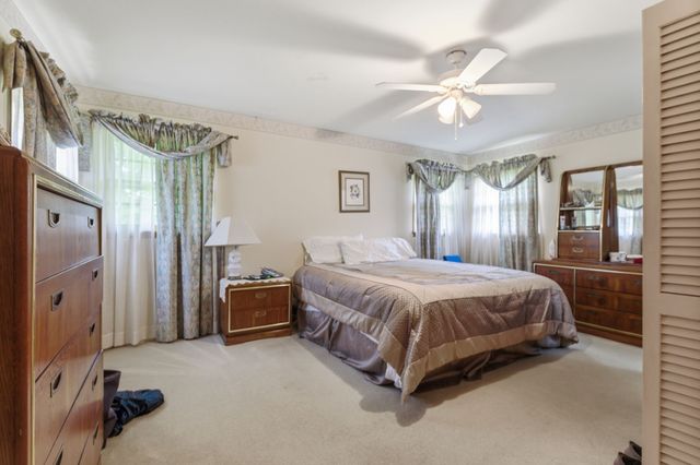 194 Hickory Dr, Manchester, TN 37355