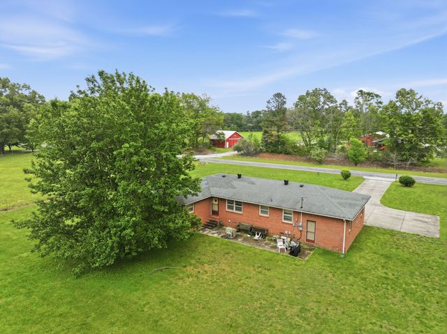 194 Hickory Dr, Manchester, TN 37355