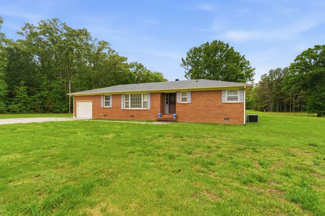 194 Hickory Dr, Manchester, TN 37355
