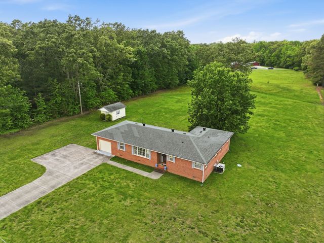 194 Hickory Dr, Manchester, TN 37355