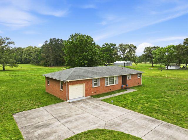194 Hickory Dr, Manchester, TN 37355