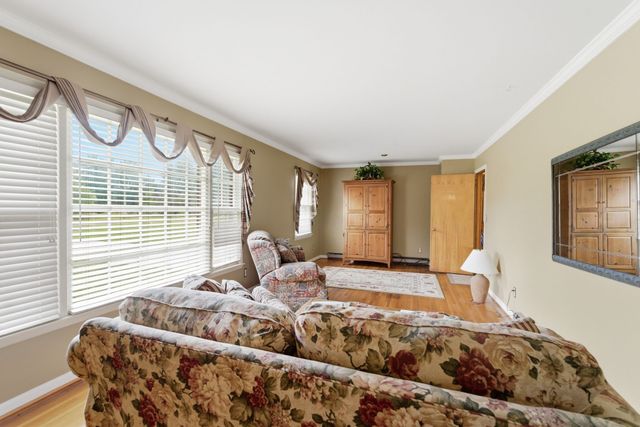 194 Hickory Dr, Manchester, TN 37355