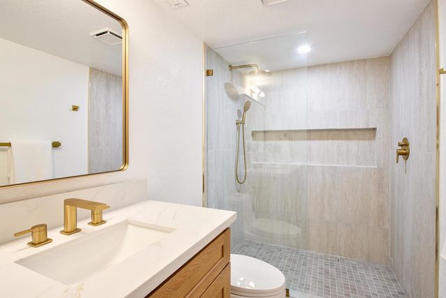 41690 Woodhaven Drive W, Palm Desert, CA 92211