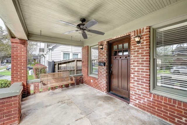 721 E 16th Street, Houston, TX 77008