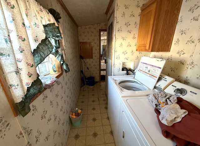 3404 OLD PLANK Road, Park City, IL 60085