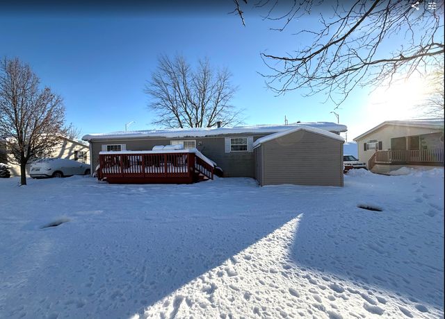 3404 OLD PLANK Road, Park City, IL 60085