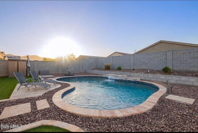 18630 W LAWRENCE Lane, Waddell, AZ 85355