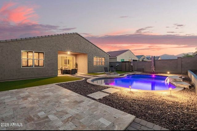 18630 W LAWRENCE Lane, Waddell, AZ 85355