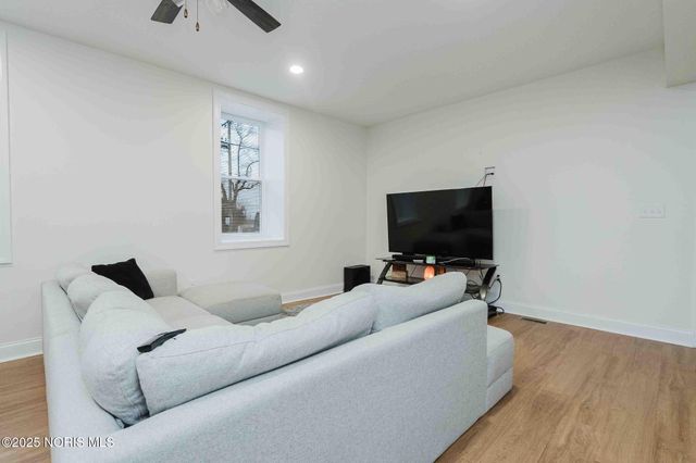 12035 W Township Rd 112, Fostoria, OH 44830