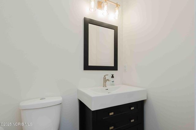 12035 W Township Rd 112, Fostoria, OH 44830