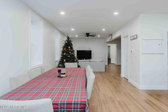 12035 W Township Rd 112, Fostoria, OH 44830