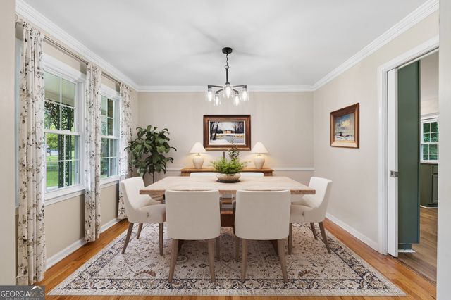536 Rimrock Trail, Stone Mountain, GA 30083