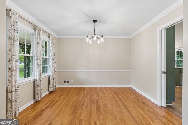536 Rimrock Trail, Stone Mountain, GA 30083