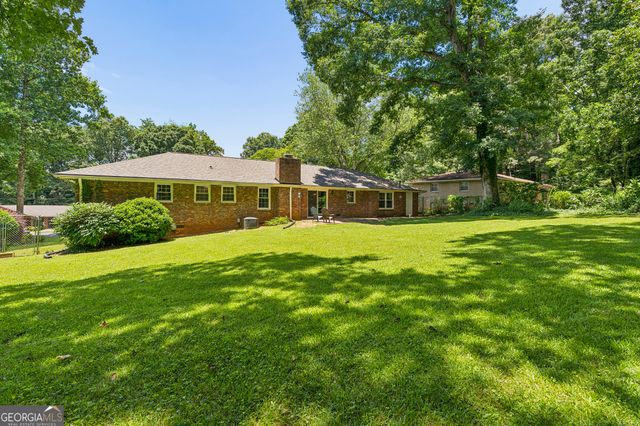 536 Rimrock Trail, Stone Mountain, GA 30083