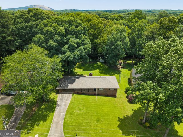 536 Rimrock Trail, Stone Mountain, GA 30083