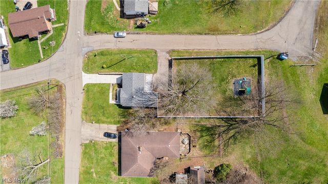 145 Locust Boulevard, Wintersville, OH 43953