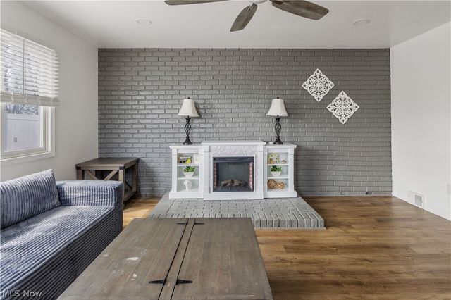 145 Locust Boulevard, Wintersville, OH 43953