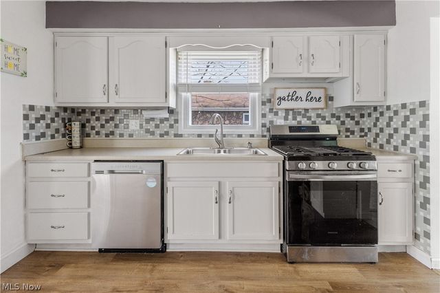 145 Locust Boulevard, Wintersville, OH 43953