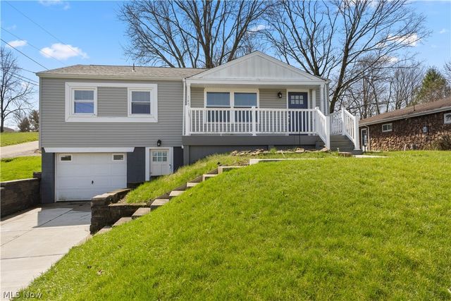 145 Locust Boulevard, Wintersville, OH 43953