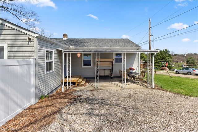 145 Locust Boulevard, Wintersville, OH 43953