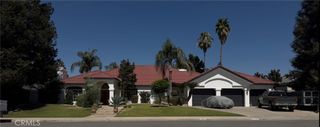 2305 Nantes, Bakersfield, CA 93311